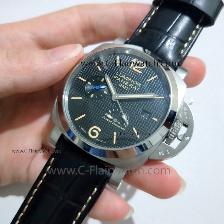 Panerai PAM001537 Luminor GMT Power Reserve Copy Watch
